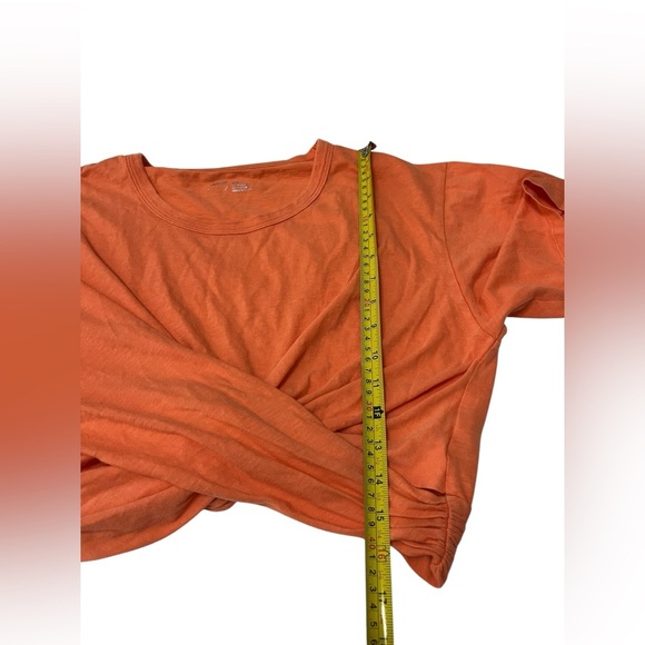 Aerie Cropped Wrap Back T-Shirt in Orange Size M - Picture 6 of 6
